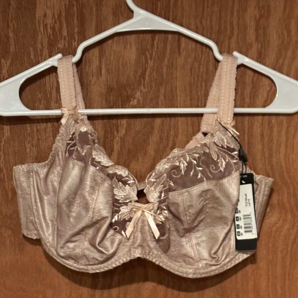 Fantasie Woman's Bra Size 36FF Brand New With Lace Cups Color Latte